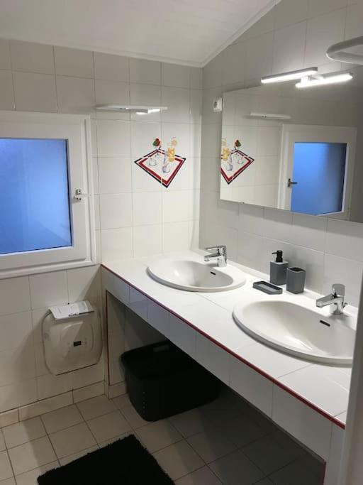 Maison 3 Chambres - Chez Florence Yzeure Eksteriør billede